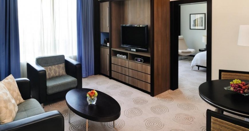 اتاق هتل آوانی دیره