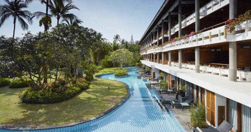 استخر هتل ملیا بالی