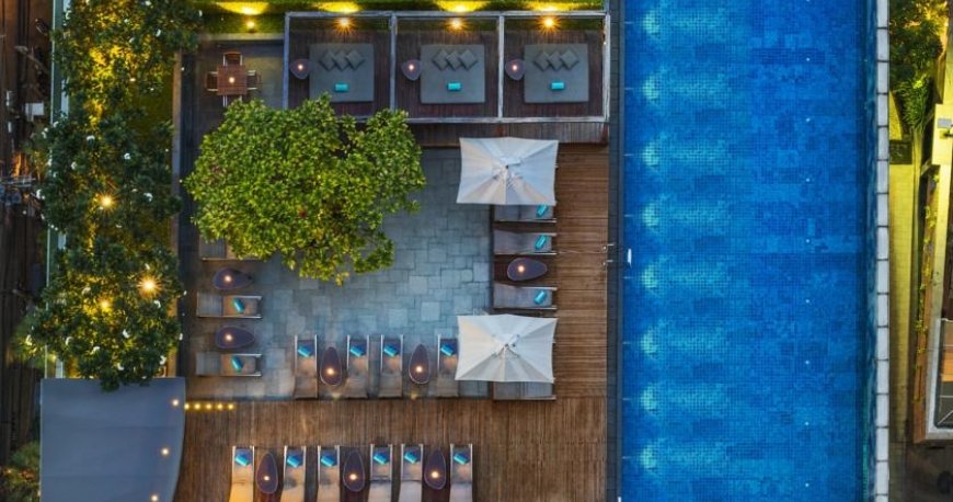 استخر هتل لمریدین بانکوک استخر هتل لمریدین بانکوک