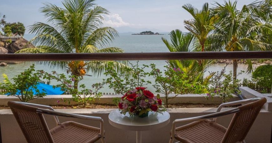 رستوران هتل کاپتورن ارکید پنانگ رستوران هتل کاپتورن ارکید پنانگ