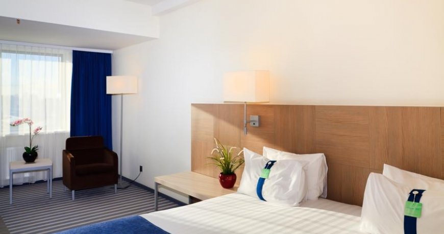 اتاق هتل هالیدی این سنت پترزبورگ اتاق هتل هالیدی این سنت پترزبورگ