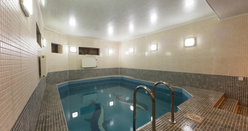 استخر هتل پریمیر استخر هتل پریمیر