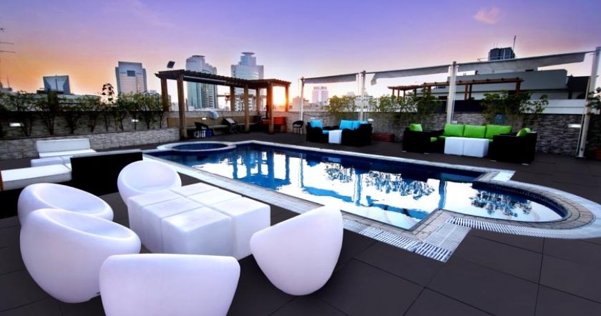 استخر هتل سان اند سندز داون تاون دبی استخر هتل سان اند سندز داون تاون دبی