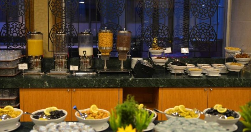 رستوران هتل گرین پارک تکسیم