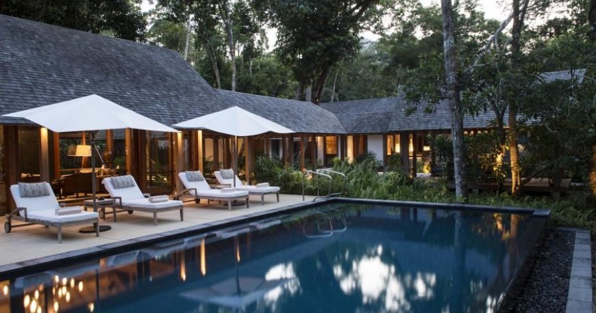 استخر هتل داتای لنکاوی