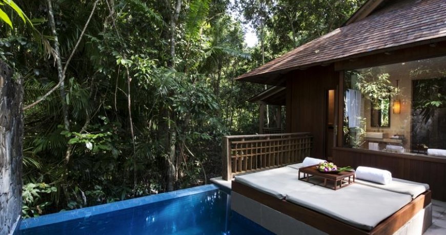 استخر هتل داتای لنکاوی