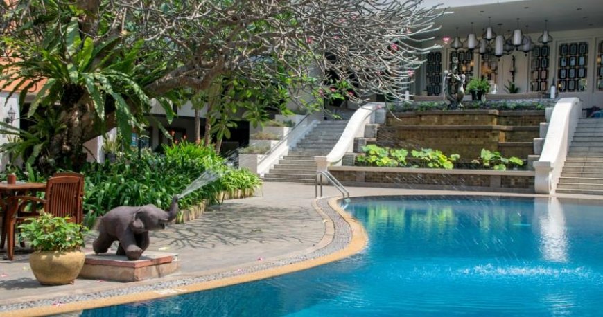 استخر هتل بی ویو پاتایا