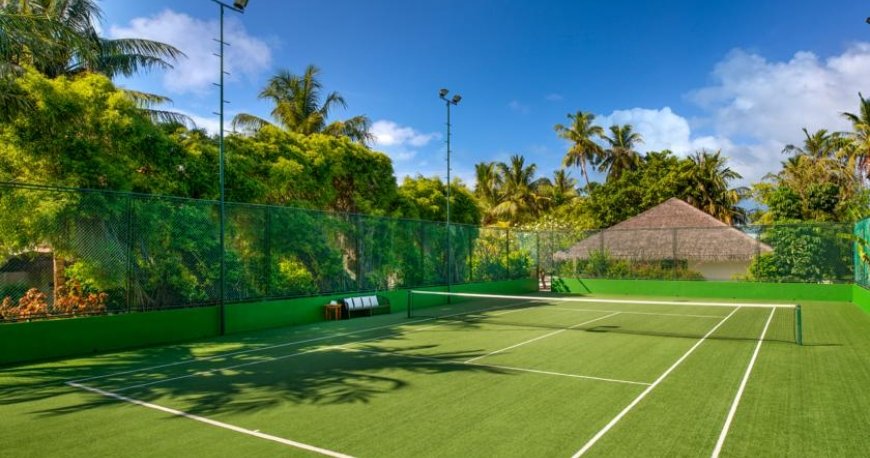 زمین تنیس هتل شرایتون مالدیو