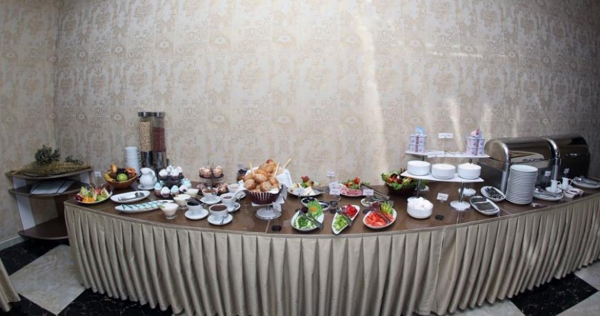 رستوران هتل کرون پالاس تفلیس