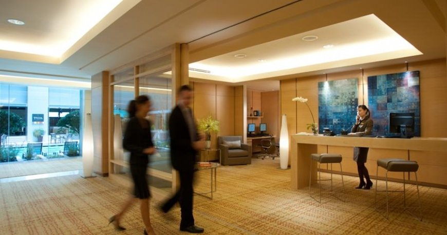 هتل دبل تری بای هیلتون