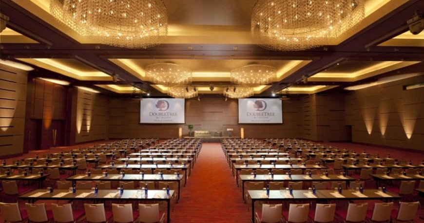 هتل دبل تری بای هیلتون