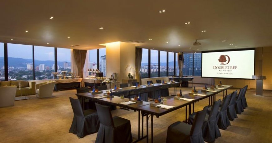 هتل دبل تری بای هیلتون