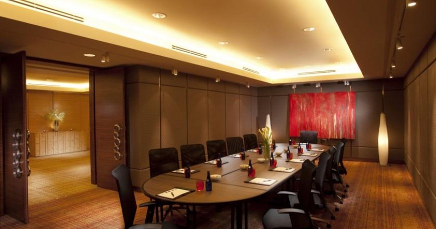 هتل دبل تری بای هیلتون