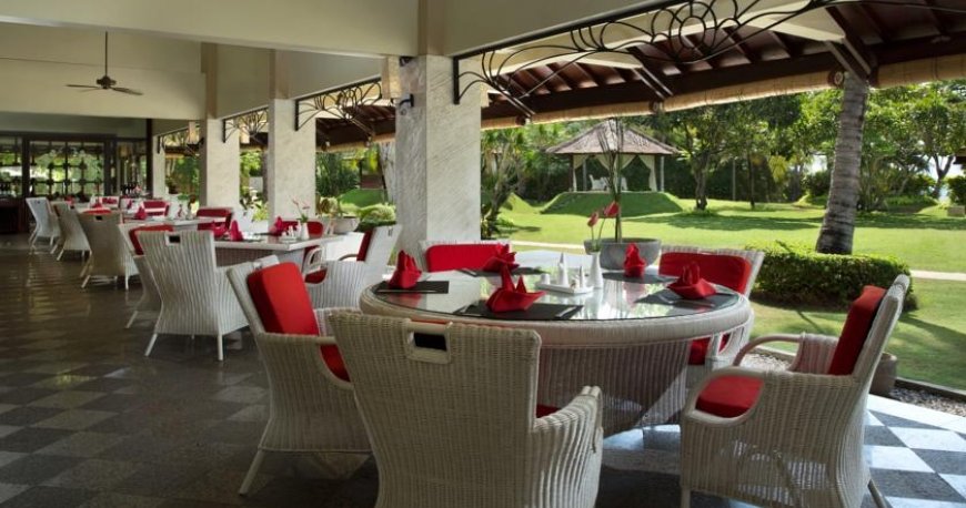 رستوران هتل دیسکاوری بالی