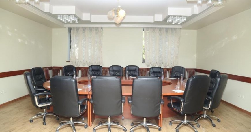 سالن کنفرانس هتل رویال پلازا ایروان سالن کنفرانس هتل رویال پلازا ایروان