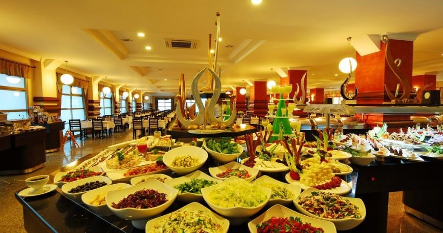 رستوران هتل گرند پاشا مارماریس