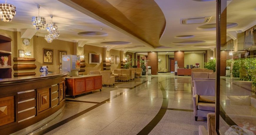 لابی هتل گرند پاشا مارماریس