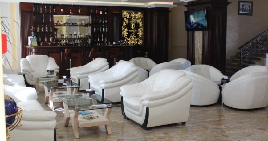 رستوران هتل فوروم ایروان رستوران هتل فوروم ایروان