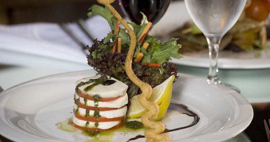 رستوران هتل کاروانسرای لارا آنتالیا رستوران هتل کاروانسرای لارا آنتالیا