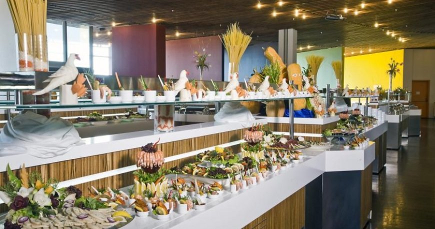 رستوران هتل کاروانسرای لارا آنتالیا رستوران هتل کاروانسرای لارا آنتالیا