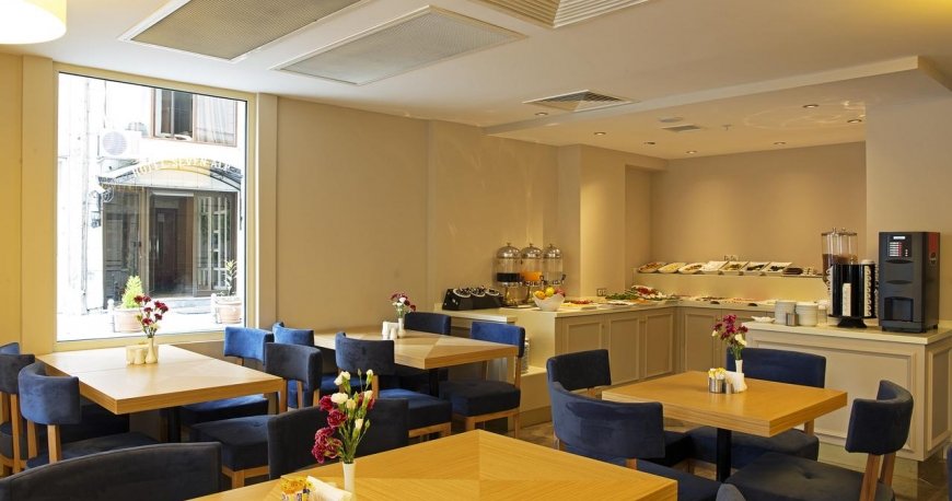 رستوران هتل هیستوری