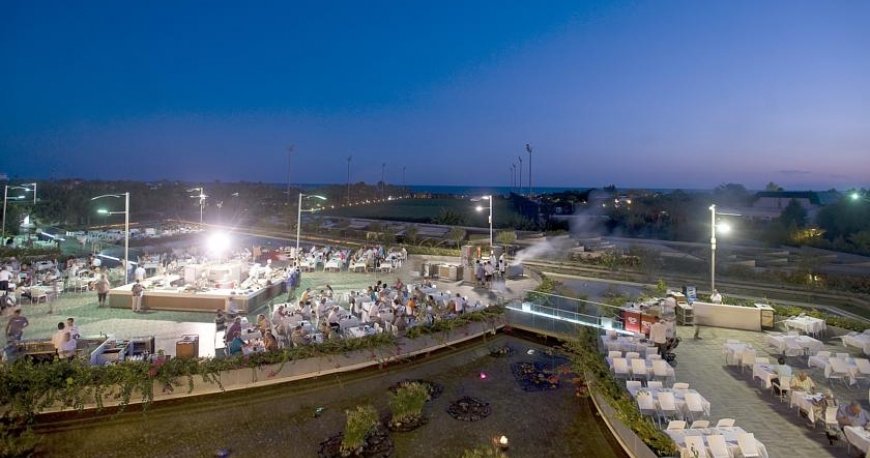 هتل کاروانسرای لارا آنتالیا هتل کاروانسرای لارا آنتالیا