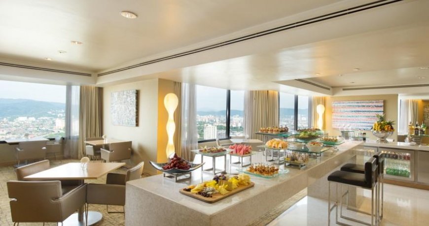 هتل دبل تری بای هیلتون