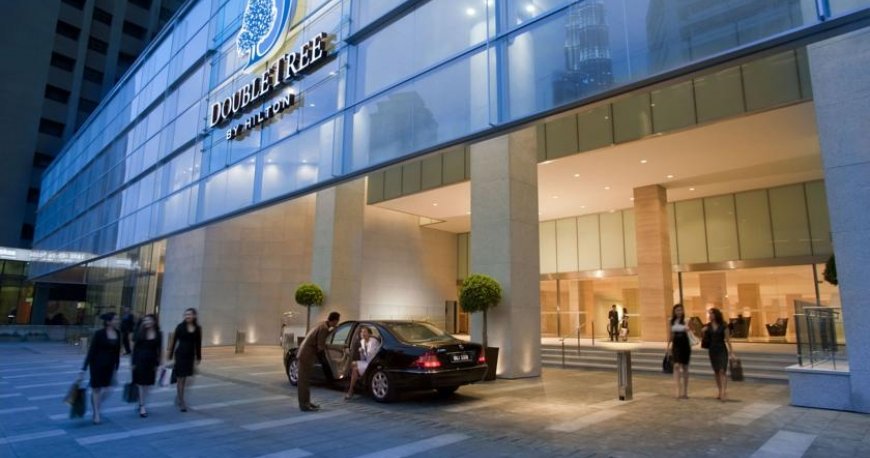 هتل دبل تری بای هیلتون