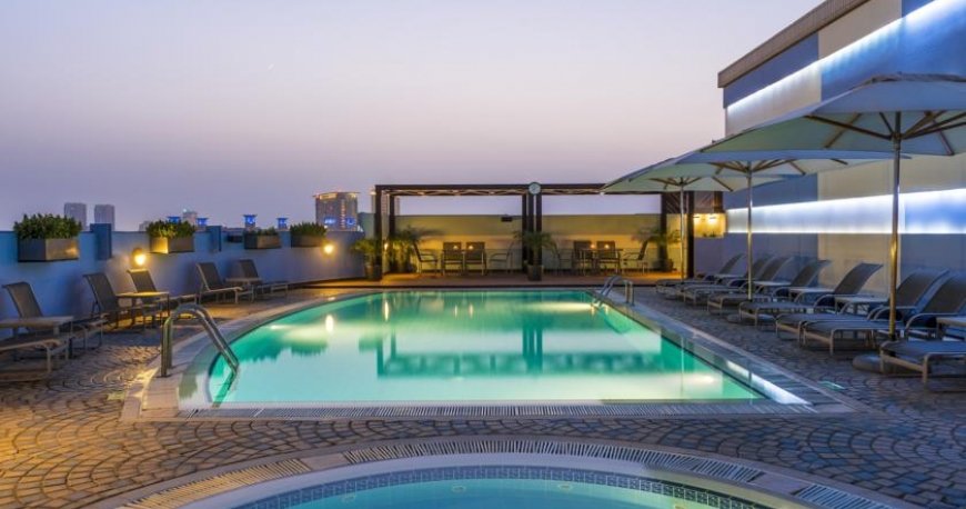 استخر هتل کورال دیره دبی استخر هتل کورال دیره دبی