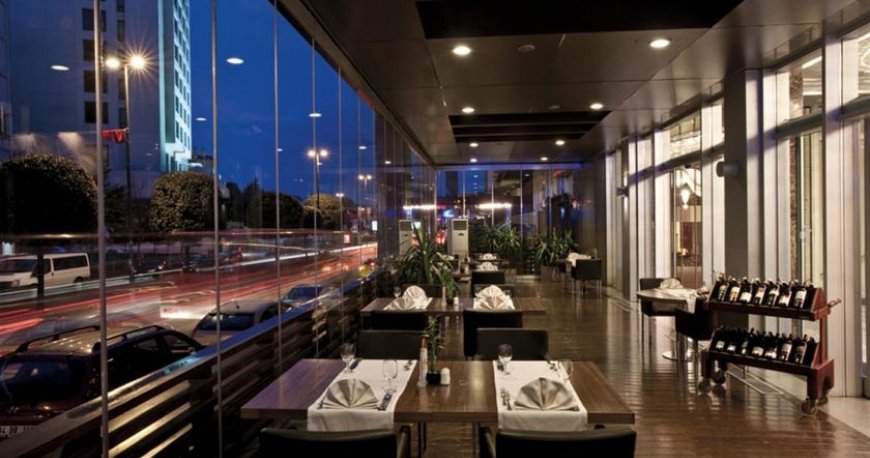 رستوران هتل ددمان استانبول