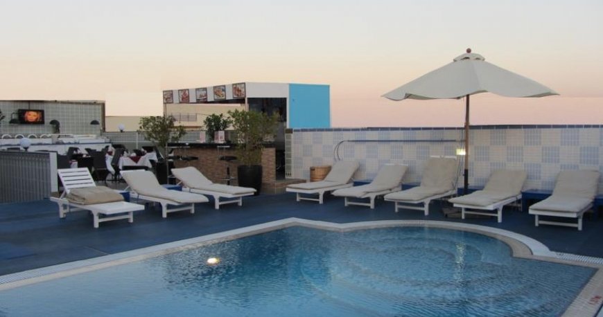 استخر هتل کامفورت این دبی