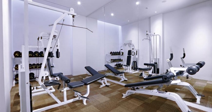 سالن بدنسازی هتل واسانتی کوتا بالی