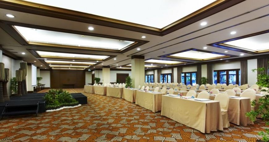 رستوران هتل آوانی پاتایا رستوران هتل آوانی پاتایا