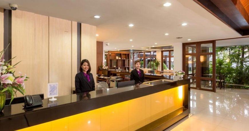 لابی هتل هالیدی ریزورت پاتایا تایلند