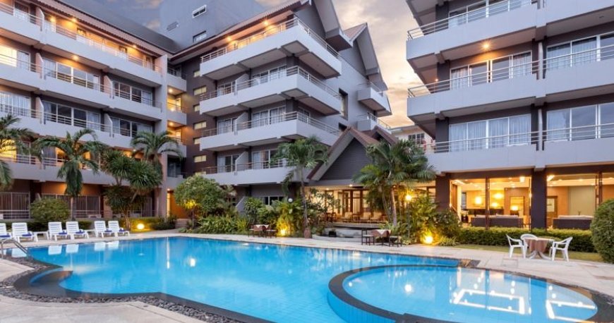 هتل هالیدی ریزورت