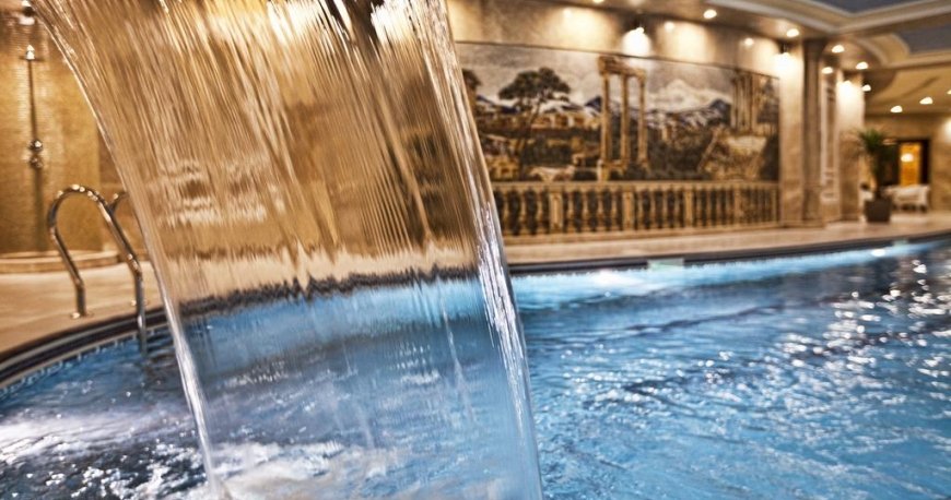 استخر هتل مولتی گرند ایروان استخر هتل مولتی گرند ایروان