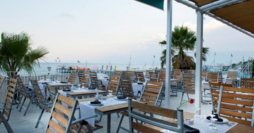 رستوران هتل کنکورد دلوکس ریزورت رستوران هتل کنکورد دلوکس ریزورت