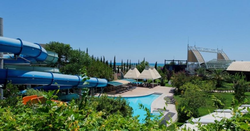 استخر هتل کنکورد دلوکس ریزورت استخر هتل کنکورد دلوکس ریزورت