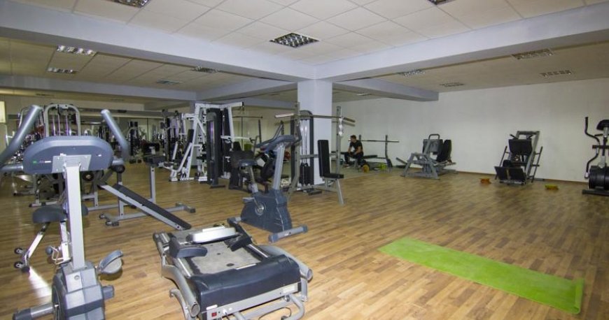 سالن بدنسازی هتل اتلتیکس