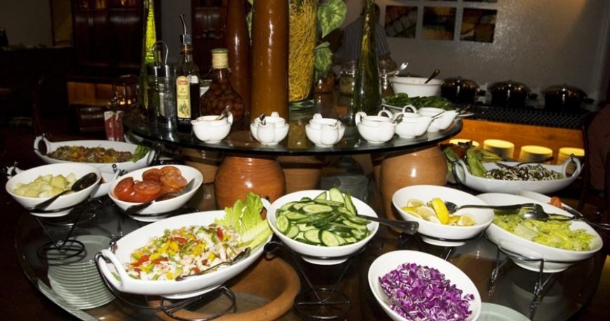 رستوران هتل آواری