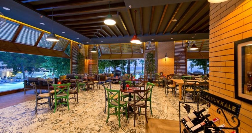 رستوران هتل میرادا دلمار آنتالیا