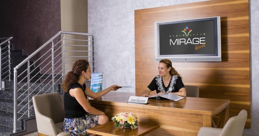 لابی هتل میراژ ورلد مارماریس