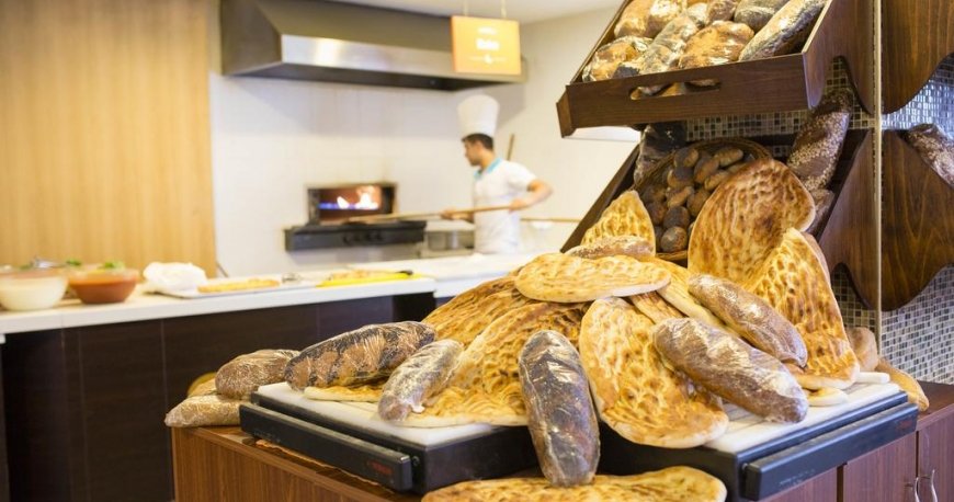 رستوران هتل میراژ ورلد مارماریس