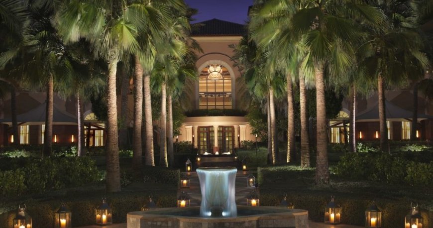 هتل ریتز کارلتون دبی