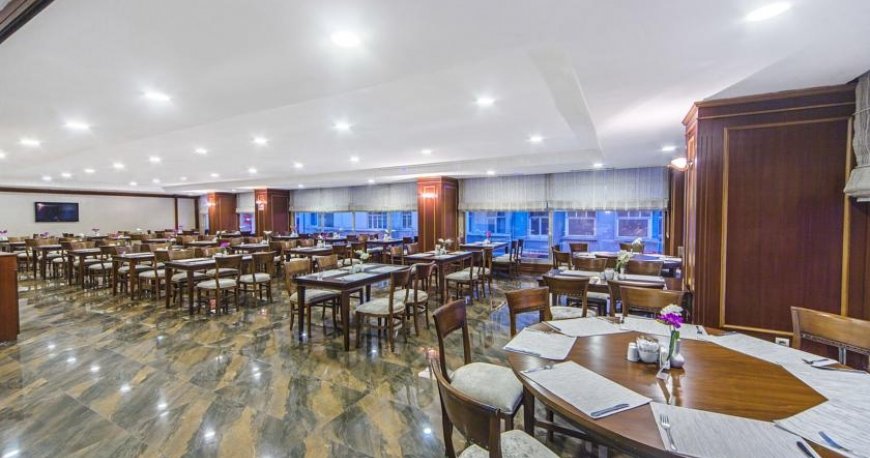 سالن کنفرانس هتل گرند اوزتانیک استانبول سالن کنفرانس هتل گرند اوزتانیک استانبول