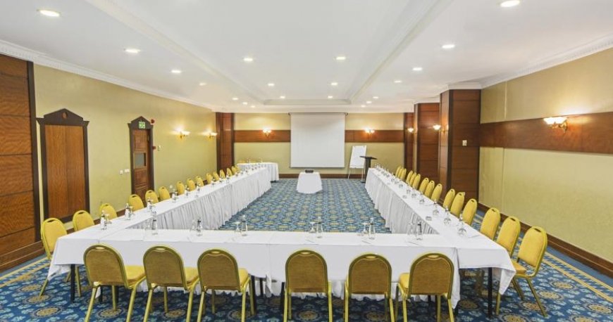 سالن کنفرانس هتل گرند اوزتانیک استانبول سالن کنفرانس هتل گرند اوزتانیک استانبول