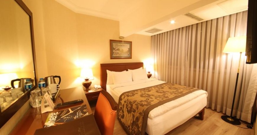 اتاق هتل کارتن