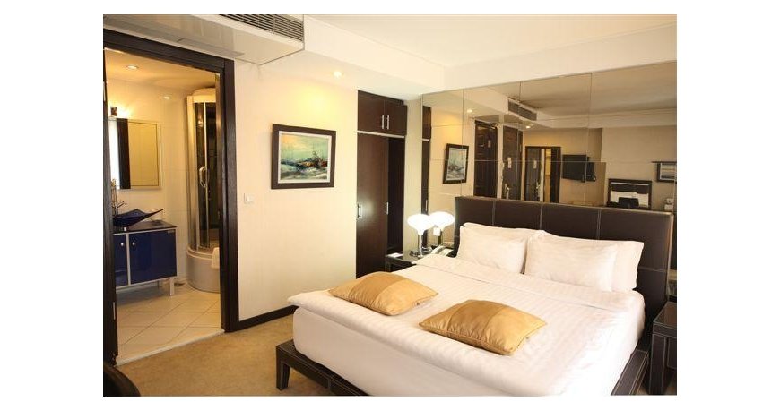 اتاق هتل کارتن