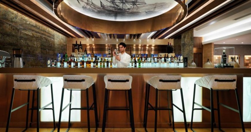 رستوران هتل این توریست