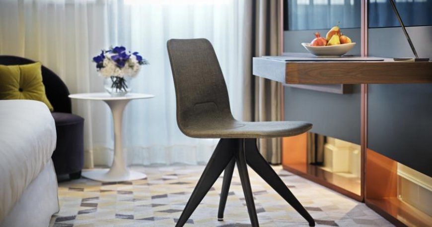 اتاق هتل این توریست